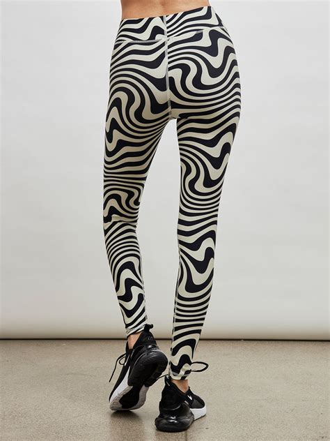 black and white wave duoknit tall band legging black and white wave carbon38