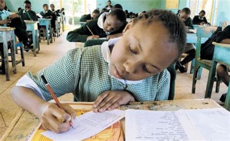 Kenyan Pupils Receive Examination Results