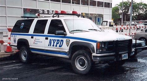 Nypd Gmc Suburban Emergency Service Unit 2002 Photo A Photo On