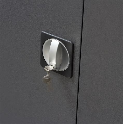 4.3 out of 5 stars. Mirrored sliding closet door lock - 22 secrets you ...