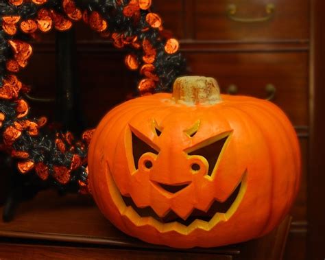 10 Wonderful Easy Pumpkin Carving Ideas For Kids 2023