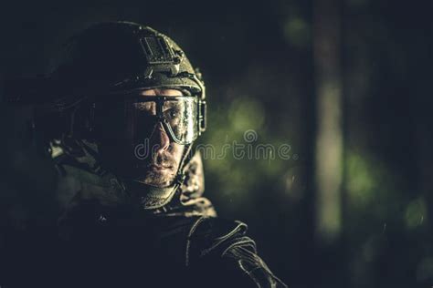 retrato de soldado de campo de batalla imagen de archivo imagen de guardabosques crimen