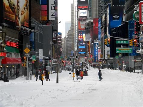 Free Download Winter Snow Storm New York City 122610 Times Square
