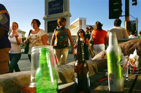 Glass Bottles No Longer Allowed On Las Vegas Strip Las Vegas Sun