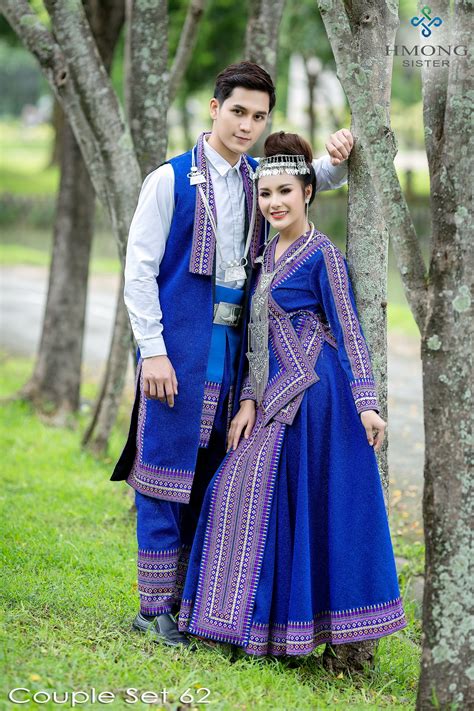 hmong-sister-couple-set-cp62-culture-clothing,-hmong-clothes,-traditional-outfits