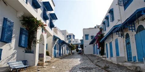 Last minute hotels in sidi bou said. Le village blanc bleu de Sidi Bou Said - Tunisie Voyage et ...