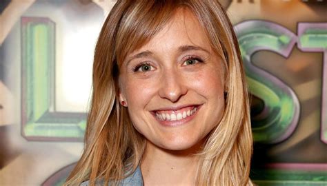 Smallville Star Allison Mack Pleads Not Guilty On Sex Cult Charges