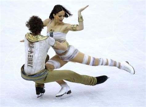 Nathalie pechalat et fabian bourzat programme court. Patinage Artistique : pas si mal avec un nez cassé