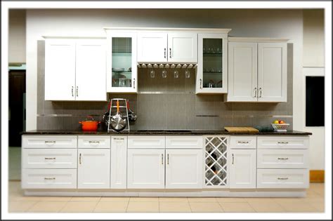 At kitchen cabinet depot we offer you wholesale kitchen cabinets so that you can design your kitchen the way you want at a budget you can afford. S8 Gallery | Wholesale kitchen cabinets, Discount kitchen ...
