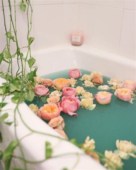 A Little Midweek Magic Via Eastolivia At Flower Bath Relaxing Bath Bath Aesthetic