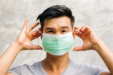 8 Cara Memakai Masker Yang Benar Okezone Health