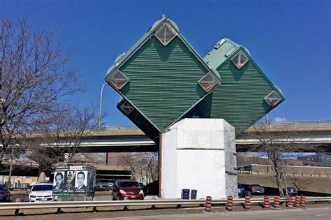 Torontos Bizarre Cube House Is Being Torn Down For Condos