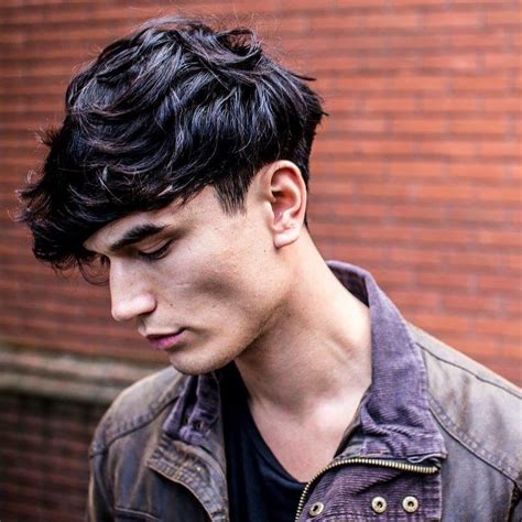 Medium length hairstyles for men are the easiest to find, and also the coolest ones. 50+ Textured Haircuts + Hairstyles For Men (Super Cool ...