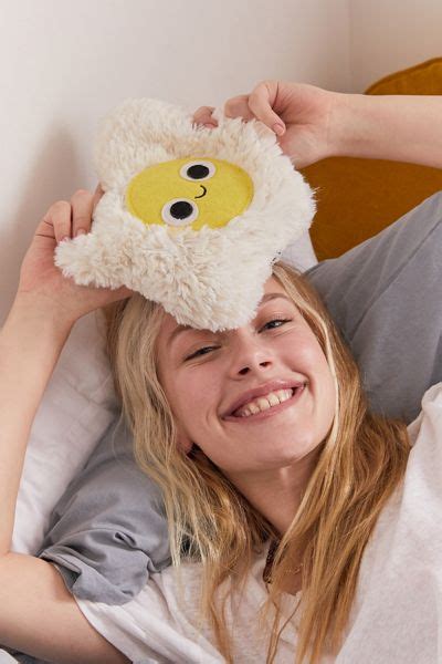 Huggable Egg Heating Cooling Pad Urban Outfitters