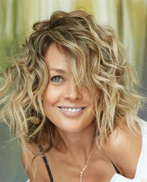 Blonde Color Curly Hair Style 2020 Haircuts For Wavy Hair Natural