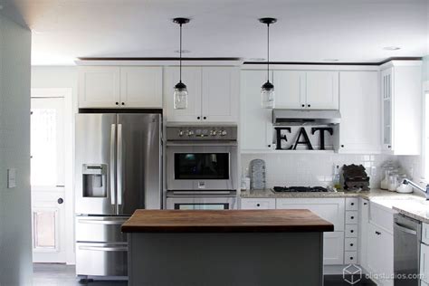 White also helps small spaces to appear bigger, which is always a plus when it comes to small kitchens. How to Select Appliances to Match Your Kitchen Cabinets