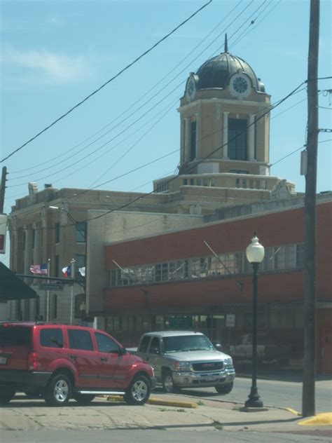 First united bank and trust company. Gainesville, TX : Cooke County Courthouse photo, picture ...