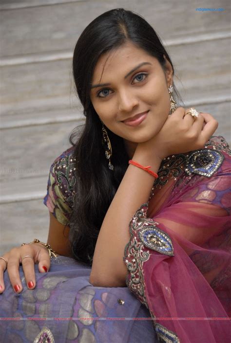 Prakruthi Actress Hd Photosimagespics And Stills 206387