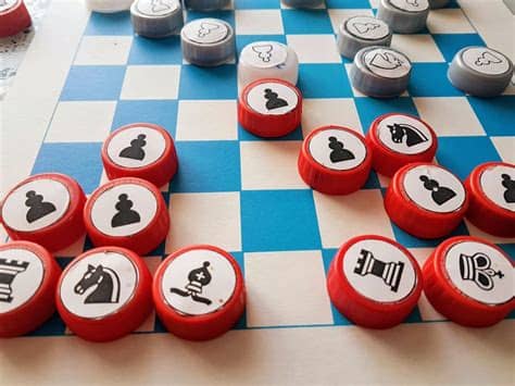 Fichas para desarrollar la inteligencia emocional en los niños. Un juego de ajedrez para niños sencillo y barato.