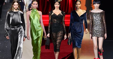 Ricordati che per la notte del 31 dicembre devi osare e sentirti una dea, proprio come se dovessi percorrere un red carpet. Abiti da sera: i modelli di tendenza autunno inverno 2019/202