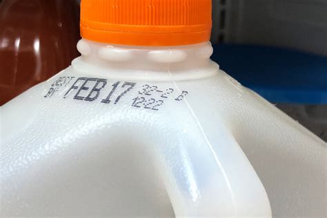 Expiration Dates On Milk What Do They Really Mean New England Dairy
