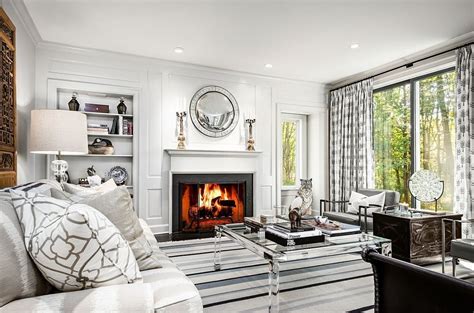 20 Monochromatic Living Rooms In White Full Of Personality In 2020