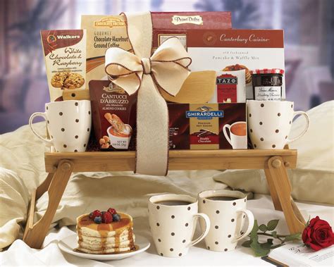 By making your own gift baskets, you can personalize the contents to the receiver. Breakfast in bed gift basket!! | Breakfast gift basket ...
