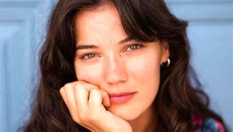 Feyza öztürk 2 anos atrás +1. Pınar Deniz kimdir, nereli ve kaç yaşında? Pınar Deniz ...