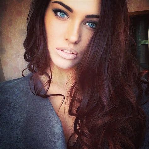 Dasha Derevyankina Beauty Beauty Face Hair