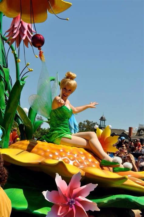 Festival Of Fantasy Parade Walt Disney Tinkerbell Disney Disney Day