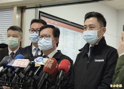 桃園市市長是中華民國 桃園市的最高行政首長。 2014年12月25日起因應桃園縣升格為直轄市而改制，原職稱為「桃園縣縣長」，之後改為現名。 現任市長為鄭文燦。 以下表格列出桃園市歷任市長。 林智堅頻訪桃園是接班人？ 鄭文燦：桃竹姊妹市互動本就密切 - 政治 - 自由時報電子報