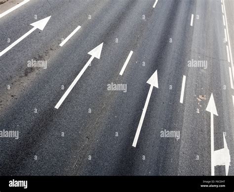 Road Highway Arrow Hi Res Stock Photography And Images Alamy