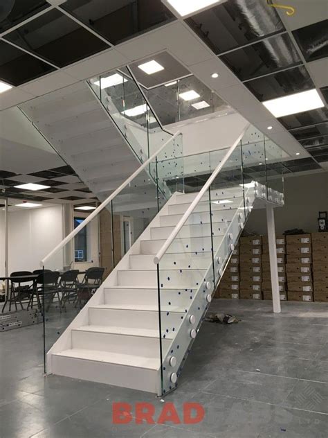 White Powder Coated And Glass Panel Balustrade Staircase Glass