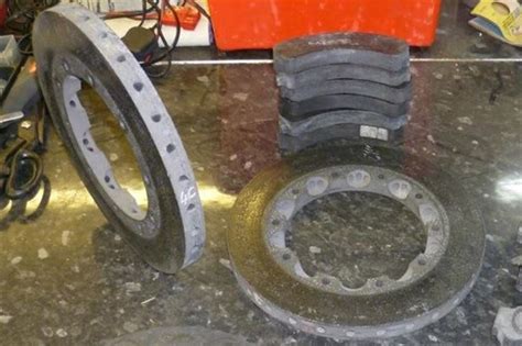 Brembo oro series brake disc front. Racecarsdirect.com - Brembo Carbon Brake Discs