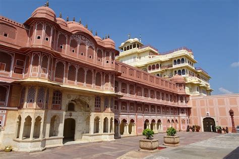 Jaipur City Palace Things You Need To Know Before You Visit Pinkpedia