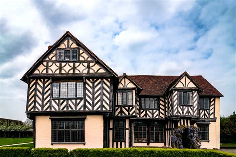 El Estilo Arquitectónico De Las Casas Tudor Decor Tips