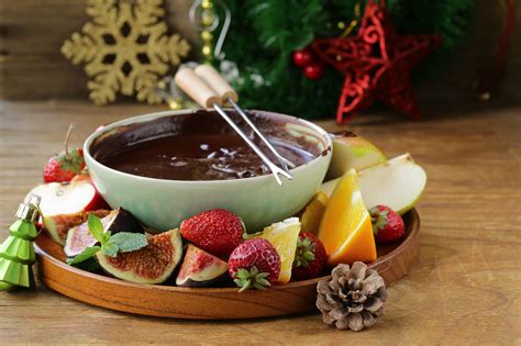 Christmas Eve Chocolate Fondue | Central Dairies