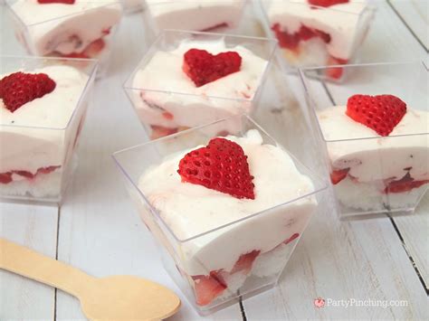New fashioned recipe angel food cake and nineteenth. Strawberry Angel dessert, fluffy easy berry dessert recipe angel food cake