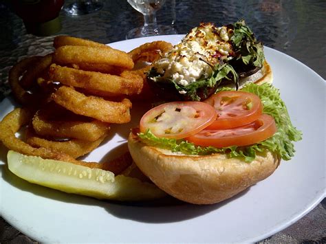 Restaurant Review - 25 On The Common (The Grafton Inn) | Westborough