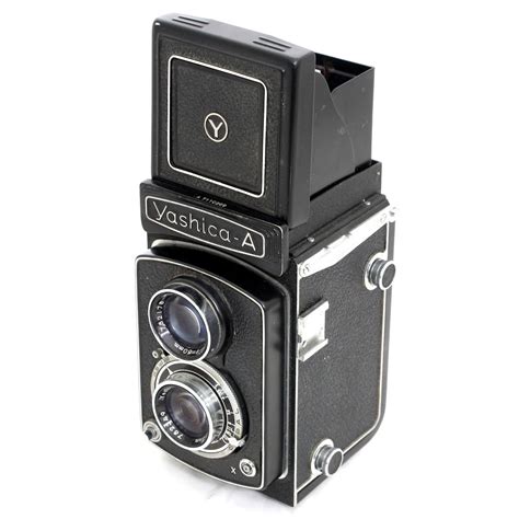 Used Yashica A Tlr Camera Sn A7110269 Excellent Condition