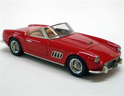 The 250 was replaced by the 275. Ferrari 250 GT California Spider Hard Top Straight Light 1:43 | MR Collection Models