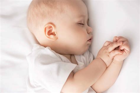 The perfect pillow for back sleeping is all about pillow thickness and neck support. How To Stop Rocking Baby To Sleep For Naps - Normal Life Mom