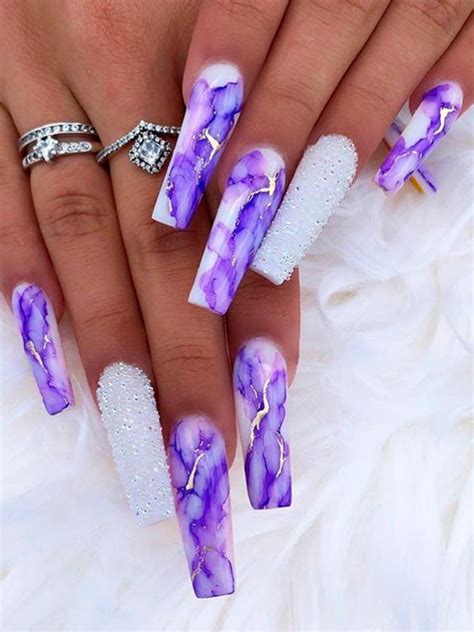 Cute Purple And White Marble Nails Squared Shaped With Accent White