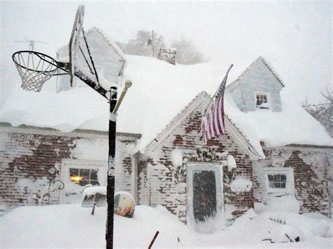 New York Snowstorm Buffalo Residents Are Accustomed To Winter