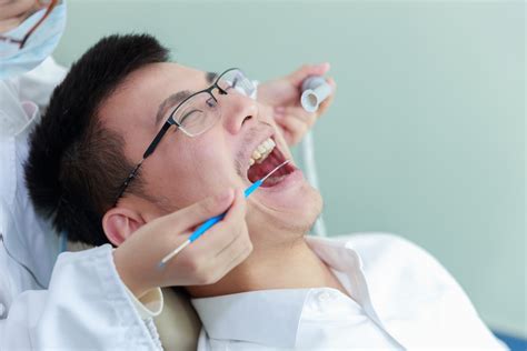 什么是深度洗牙？深度洗牙的过程 优缺点及费用 纽约 牙科诊所 皇后区 法拉盛 洗牙 人工 植牙 牙医 牙科 诊所 医生 根管治疗 虎牙 隐适美 Invisalign 牙齿 矫正 牙周病 拔