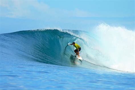 best surfing spots in southeast asia best surfing spots blue waves southeast asia