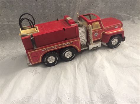 Vintage Nylint Rescue Pumper Fire Truck Pressed Steel Metal Engine Co Ebay