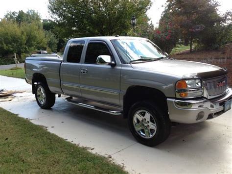 Sell Used 2004 Gmc Sierra Slt Extended Cab 1500 2wd Truck Loaded Lifted