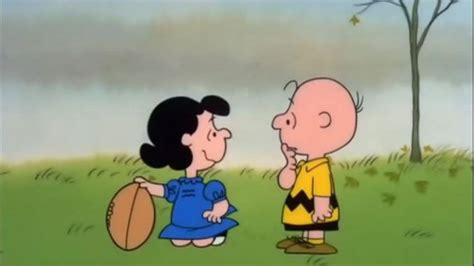 Charlie Brown Lucy Football Charlie Brown Thanksgiving Charlie Brown