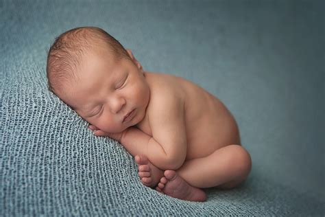 Maternity And Newborn Baby Photography In Cornwall Newborn Baby